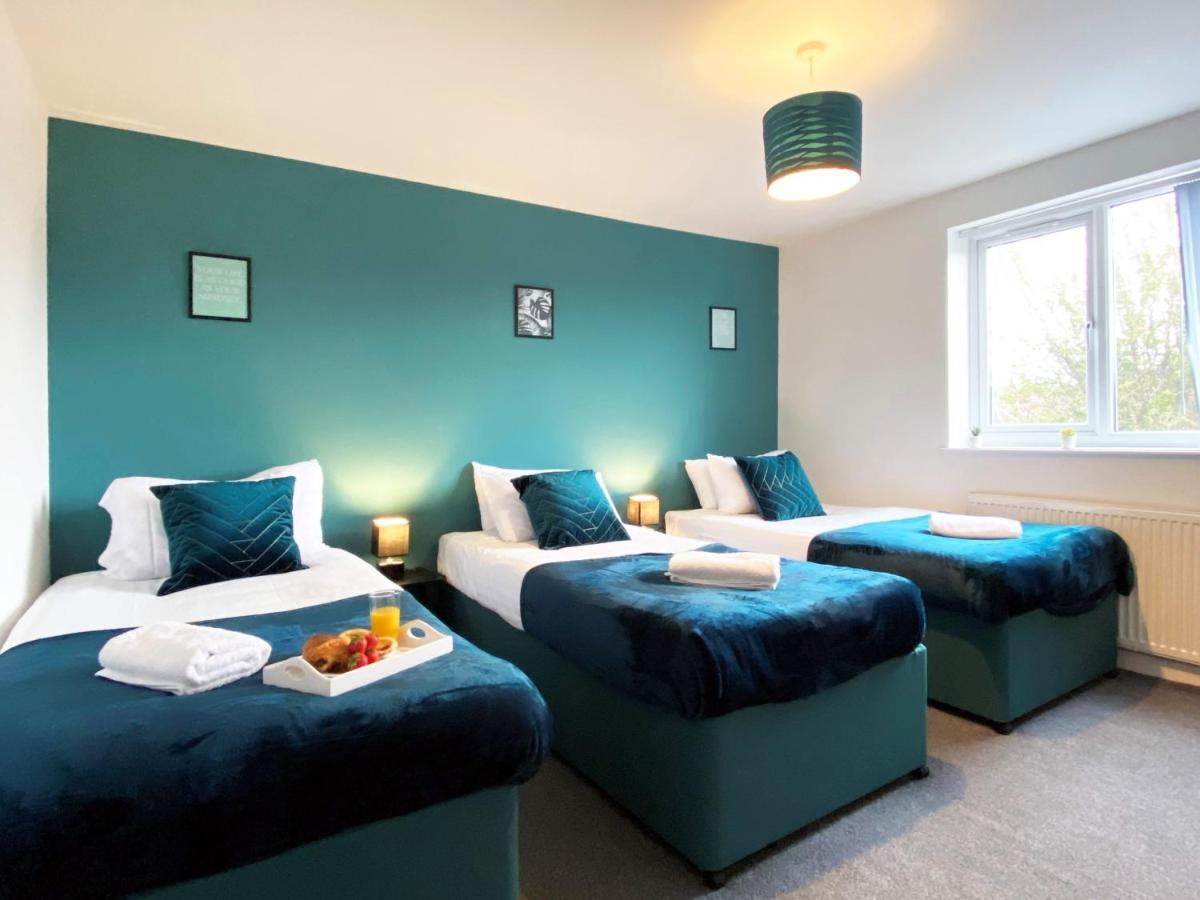 Apartment Air Host And - Young House One - 2 Bedroom Sleeps 5