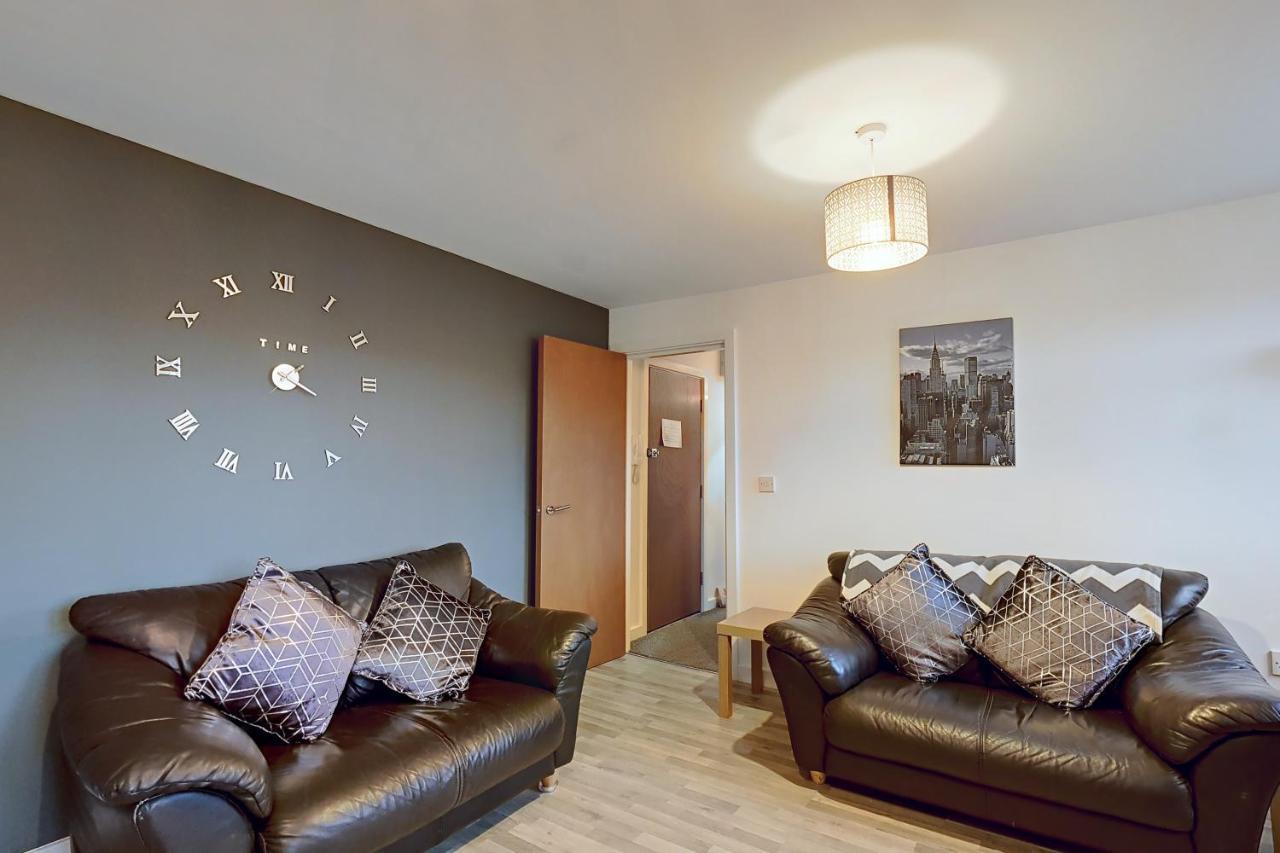 Air Host And - Young House One - 2 Bedroom Sleeps 5 Apartment *